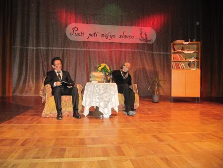 Prireditev ob Slovenskem kulturnem prazniku Pusti peti moj´ga slavca! v izvedbi Rajka Stuparja 21